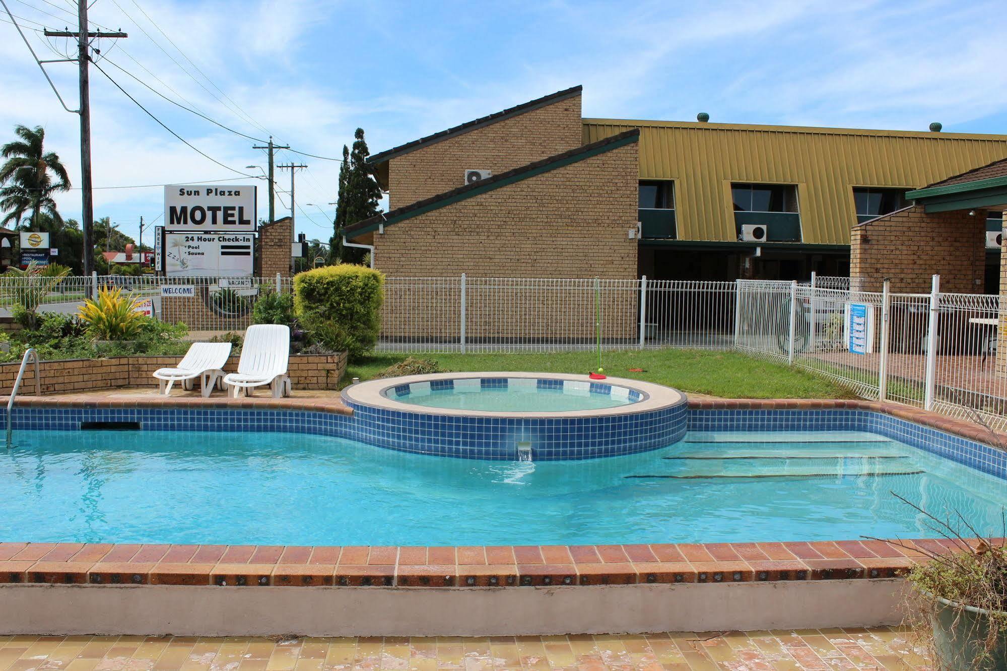 Sun Plaza Motel - Mackay Exterior photo