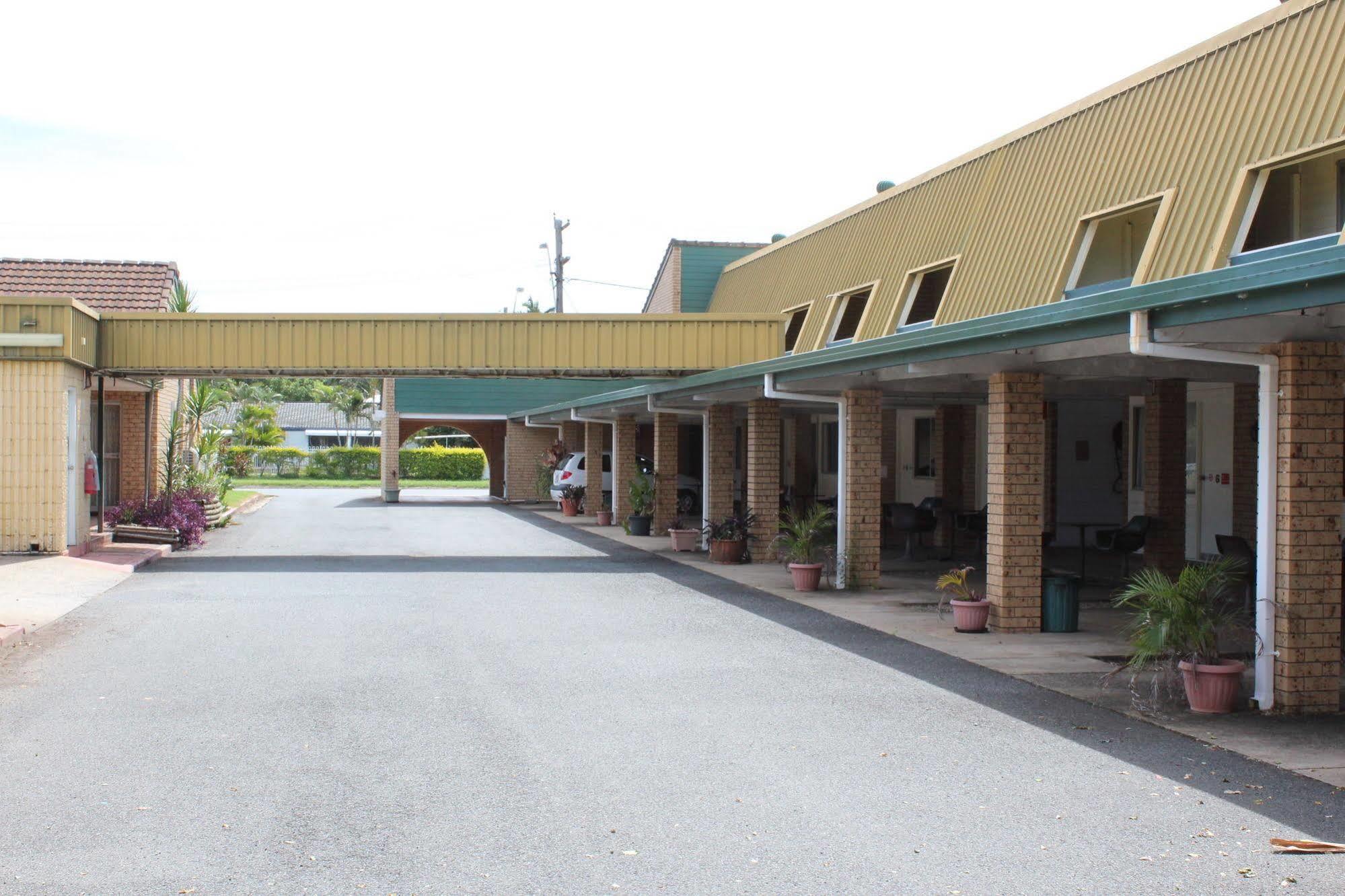 Sun Plaza Motel - Mackay Exterior photo