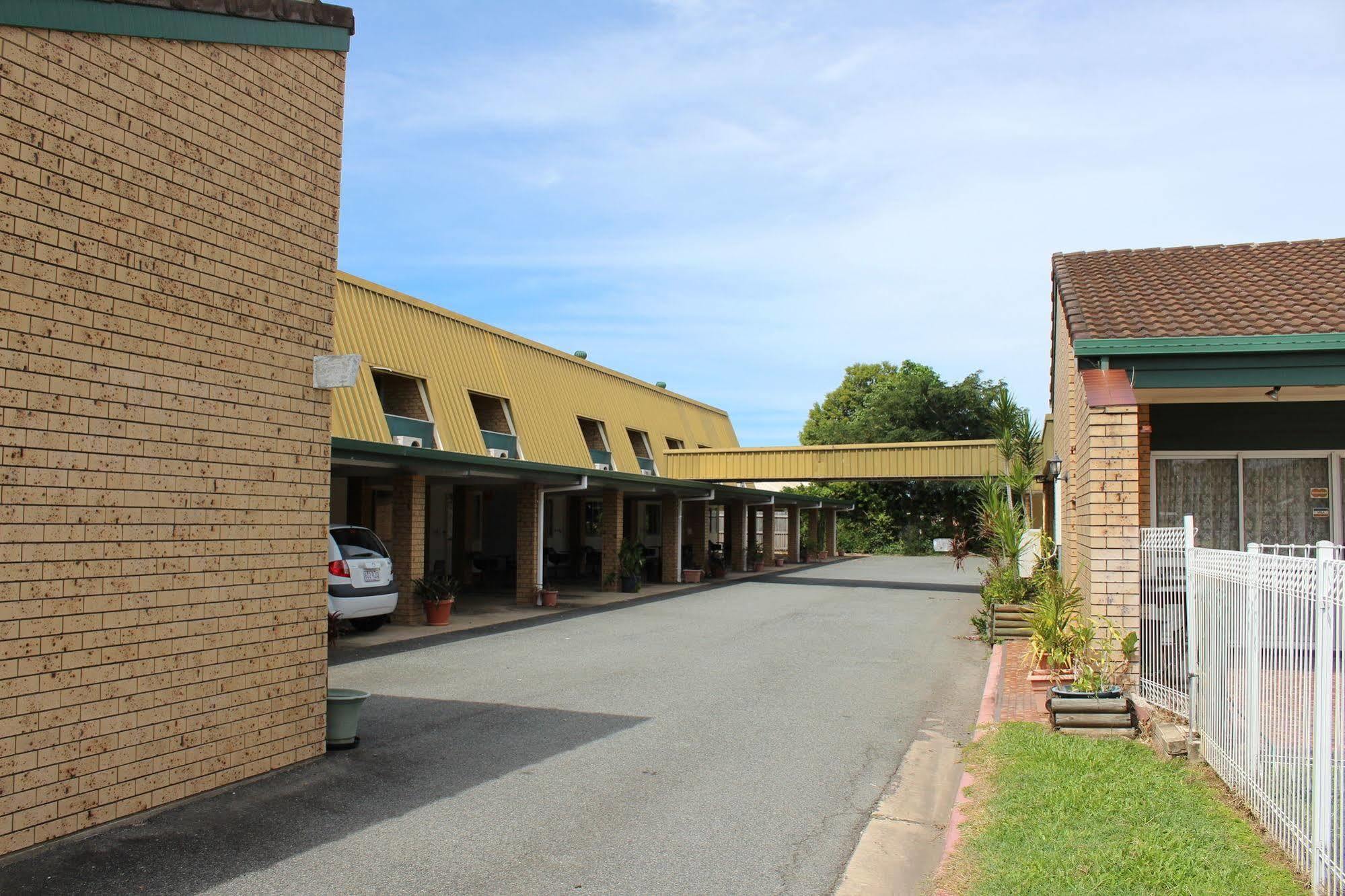 Sun Plaza Motel - Mackay Exterior photo
